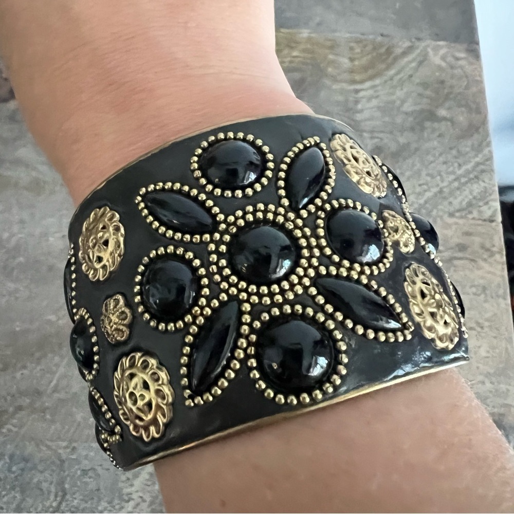 Chunky boho luxe patterned textured funky earthy bangle bracelet